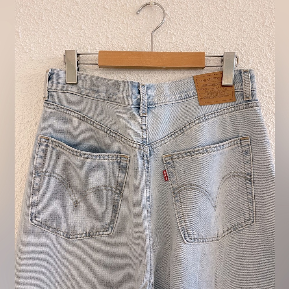 Levis high-rise jeans light blue wide leg jeans.